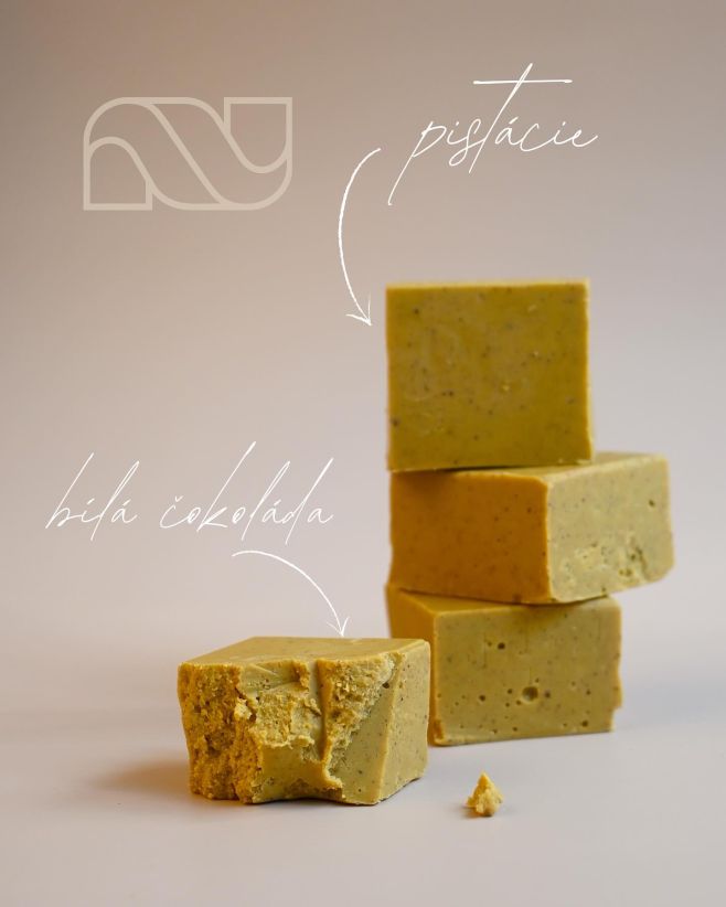 Pistáciový nugát, dávná chuť Persie, který vyniká nejen svou barvou, ale i nezaměnitelnou chutí. Pistáciové oříšky...